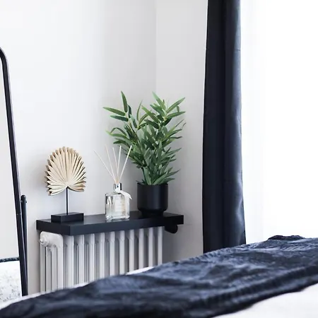 Appartement Avec Balcon A 250 M De La Gare, Hyper Centre Tours Extérieur photo